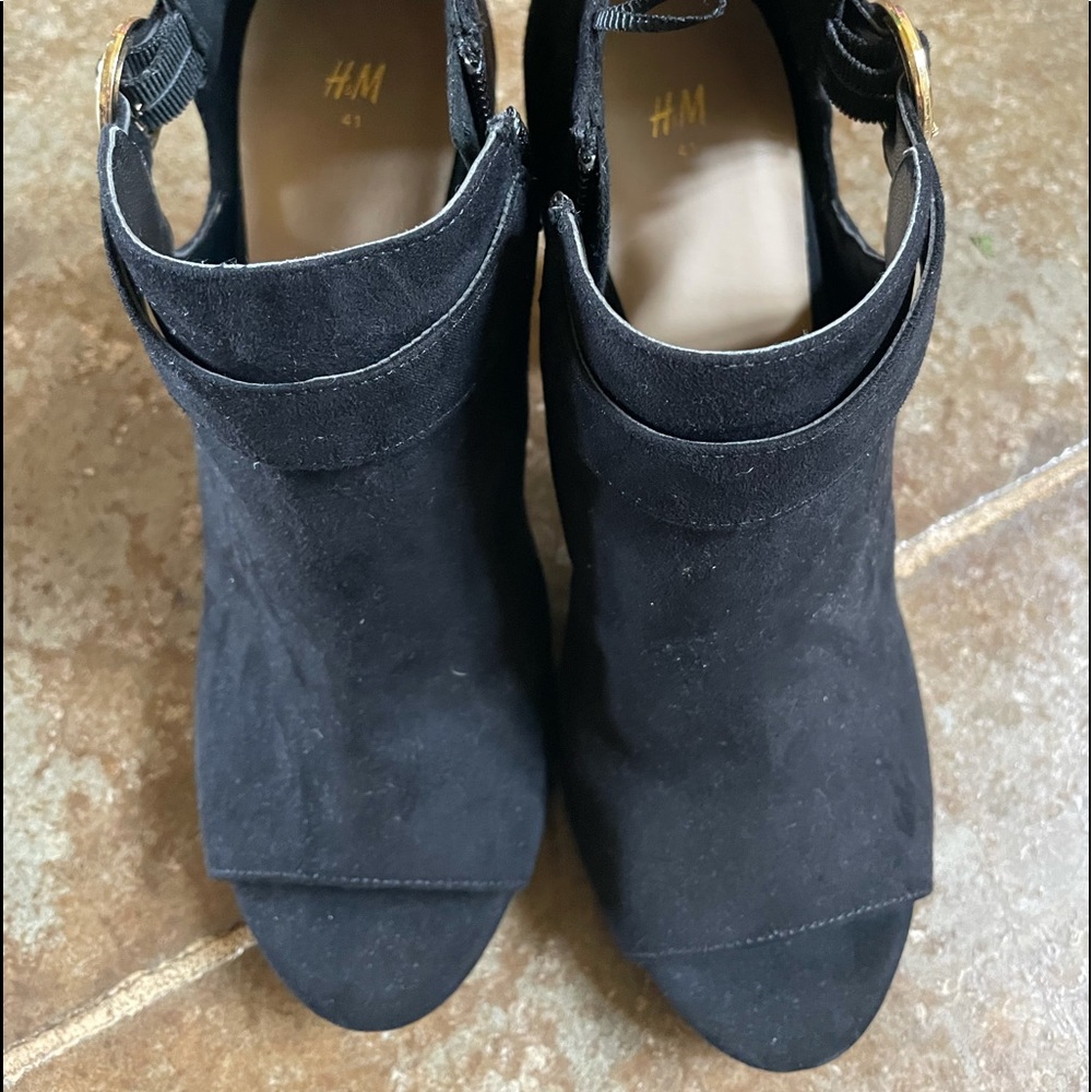 H&M heels size 41 or 9.5 women’s